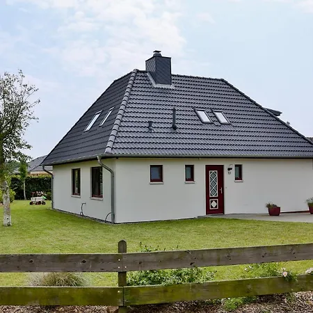 Apartment Hus Möwenschiet Büsum